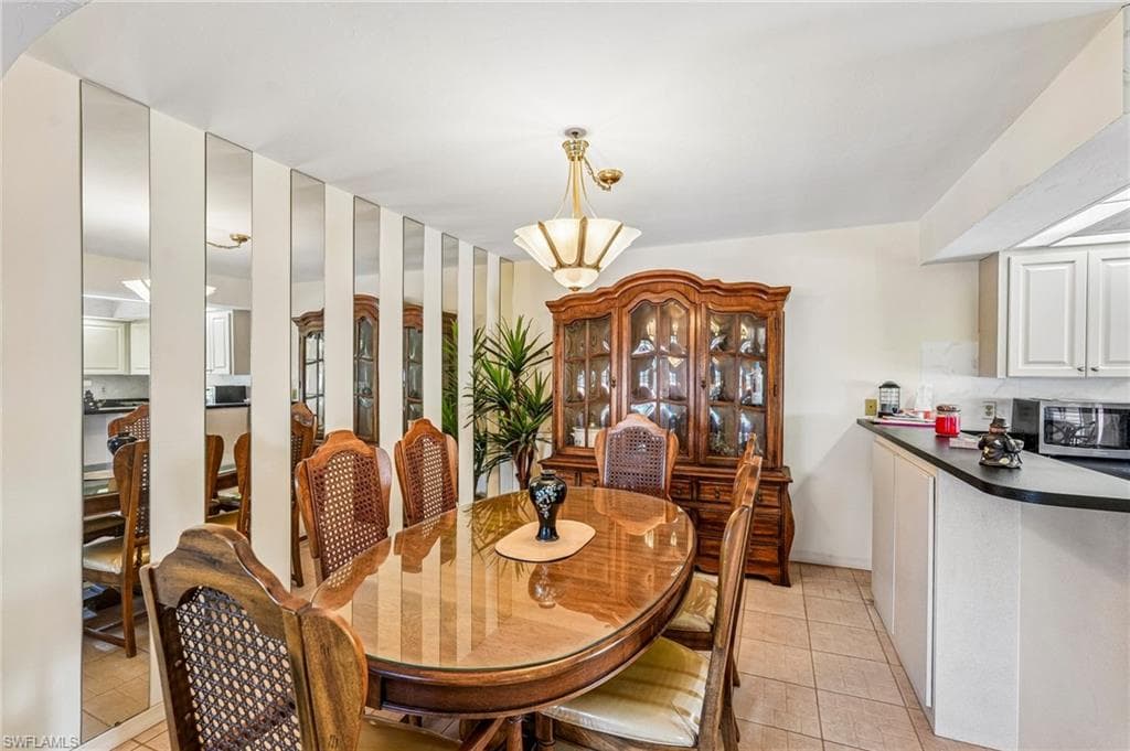 5510 SW 4th PL 605-22