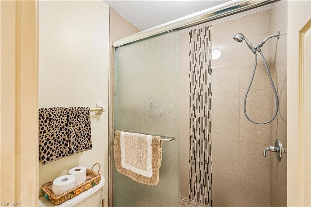 5510 SW 4th PL 605-34