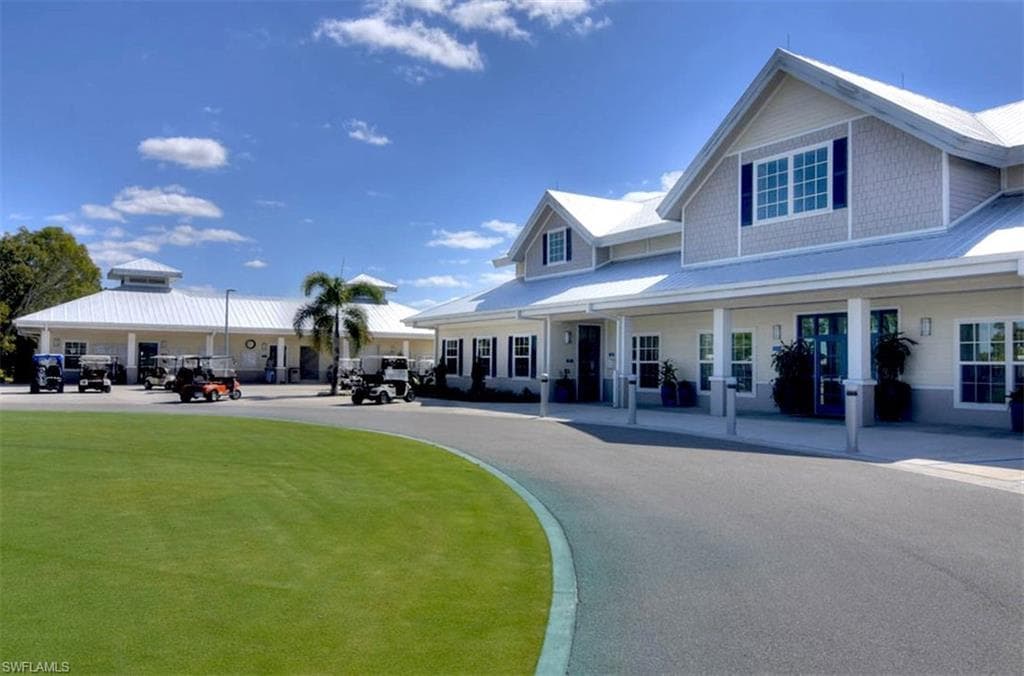 237 Palmer BLVD-45