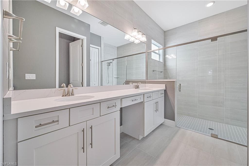 13699 Blue Bay CIR-22