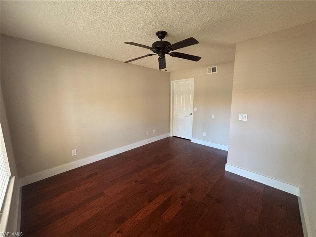 2094 Arbour Walk CIR 3015-13