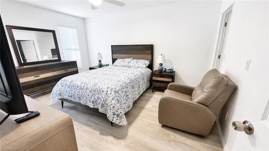 5339 TREETOPS DR-13