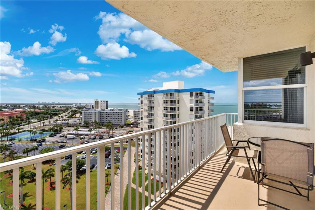 7330 Estero BLVD 1108-21