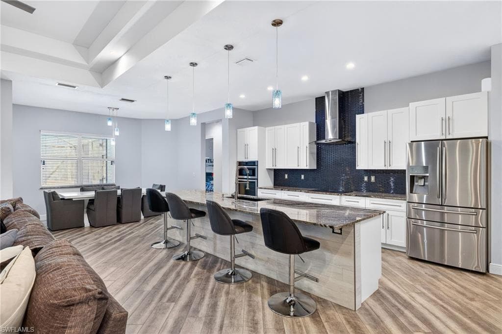24000 Claire ST-12