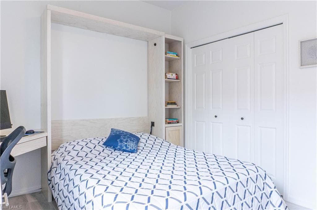 14059 Mirror CT-16