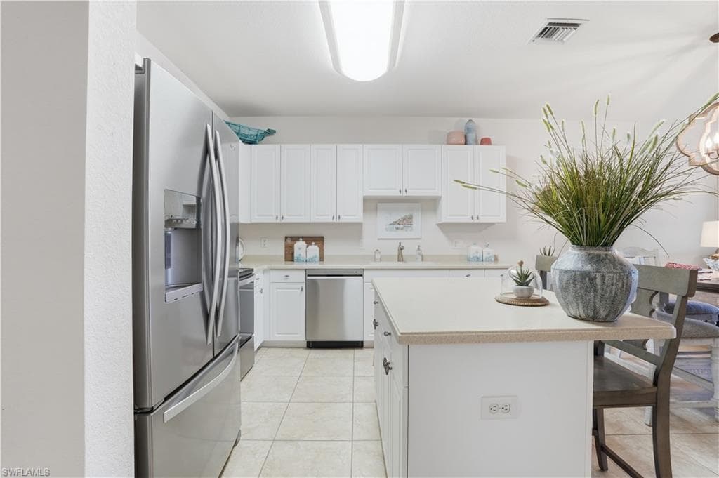 9621 Spanish Moss WAY 3823-9