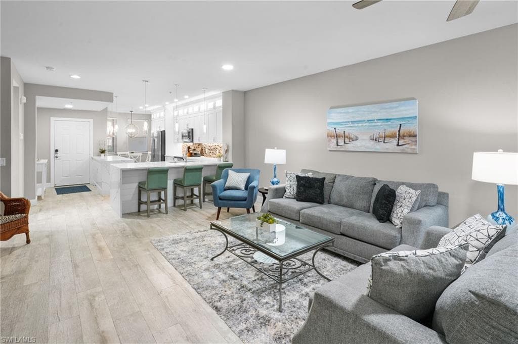 11041 Gulf Reflections DR 103-6