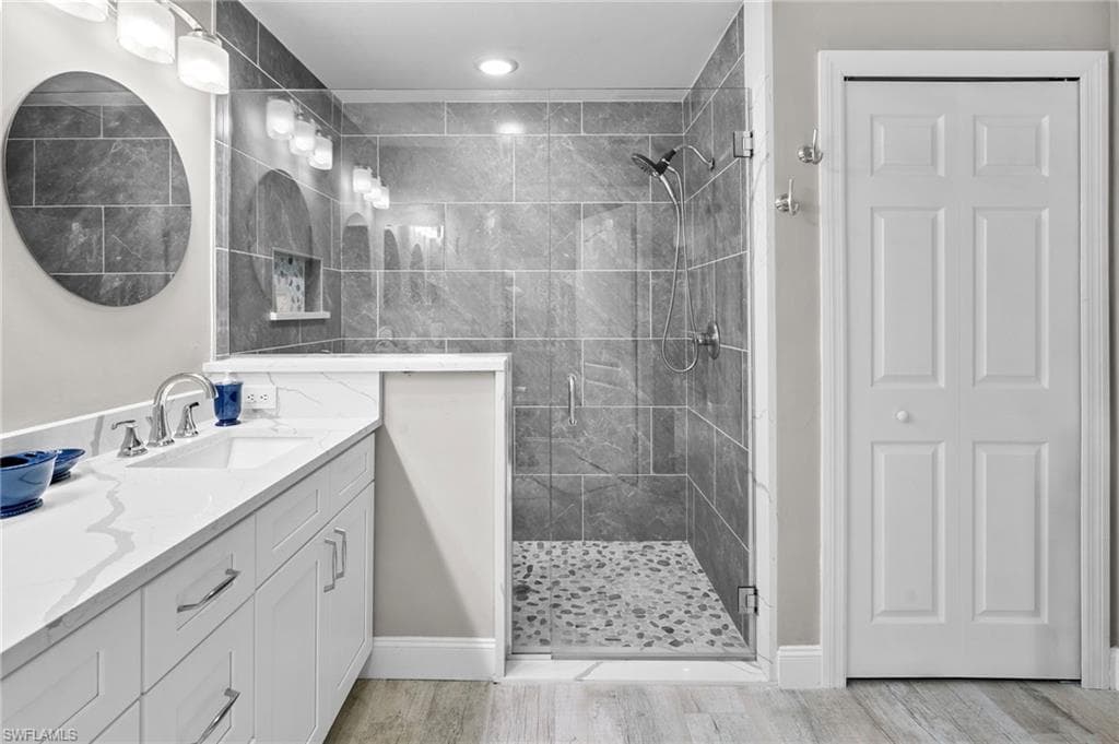 11041 Gulf Reflections DR 103-16