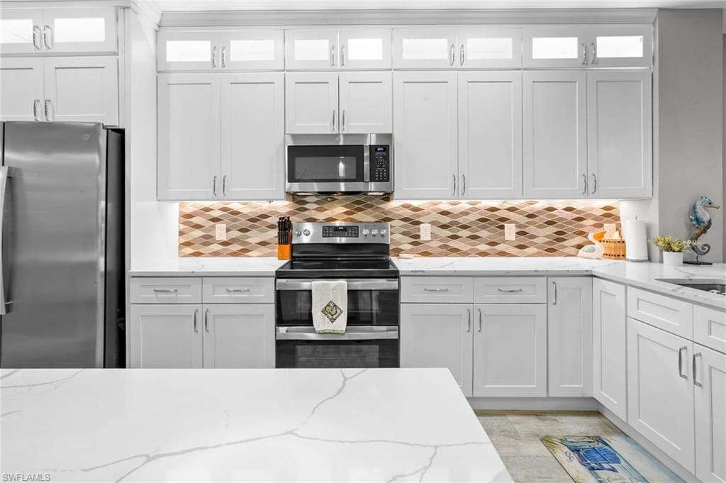 11041 Gulf Reflections DR 103-3