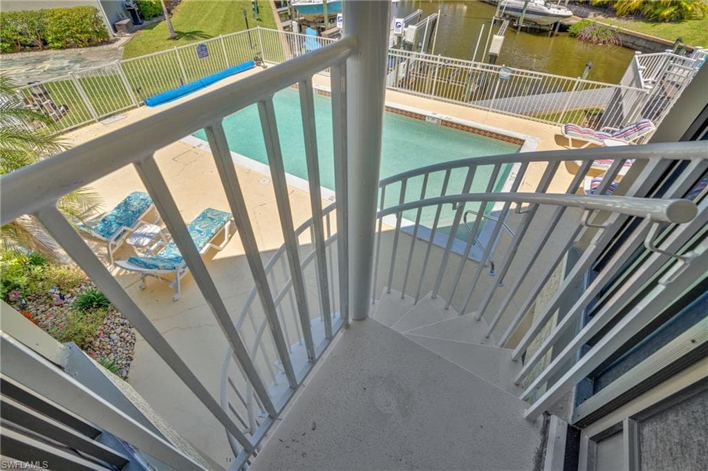 4708 SW 8th PL 203-36
