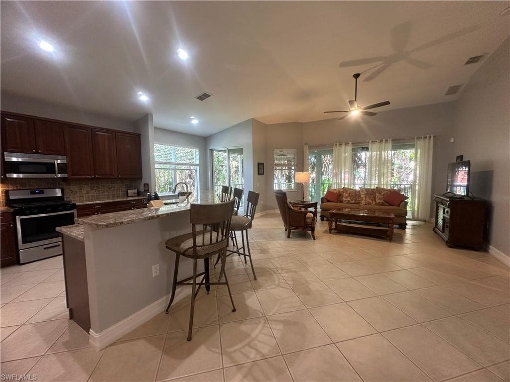 2004 Tarpon Bay DR N 201-10