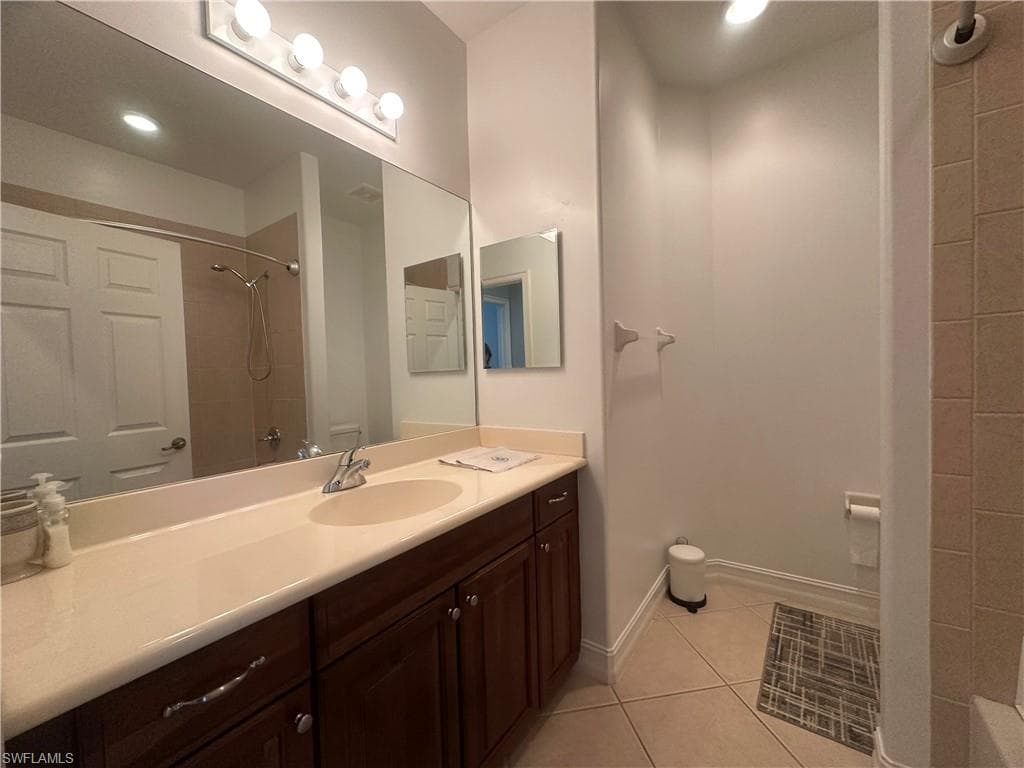 2004 Tarpon Bay DR N 201-29