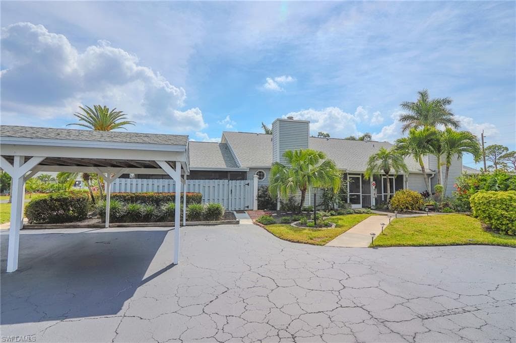 6250 Timberwood CIR 101-2