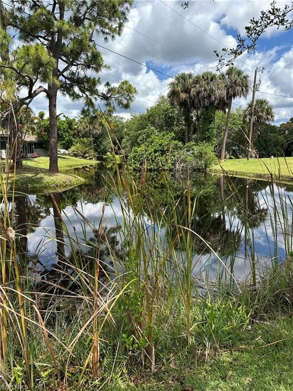 2431 N Westwood DR-33