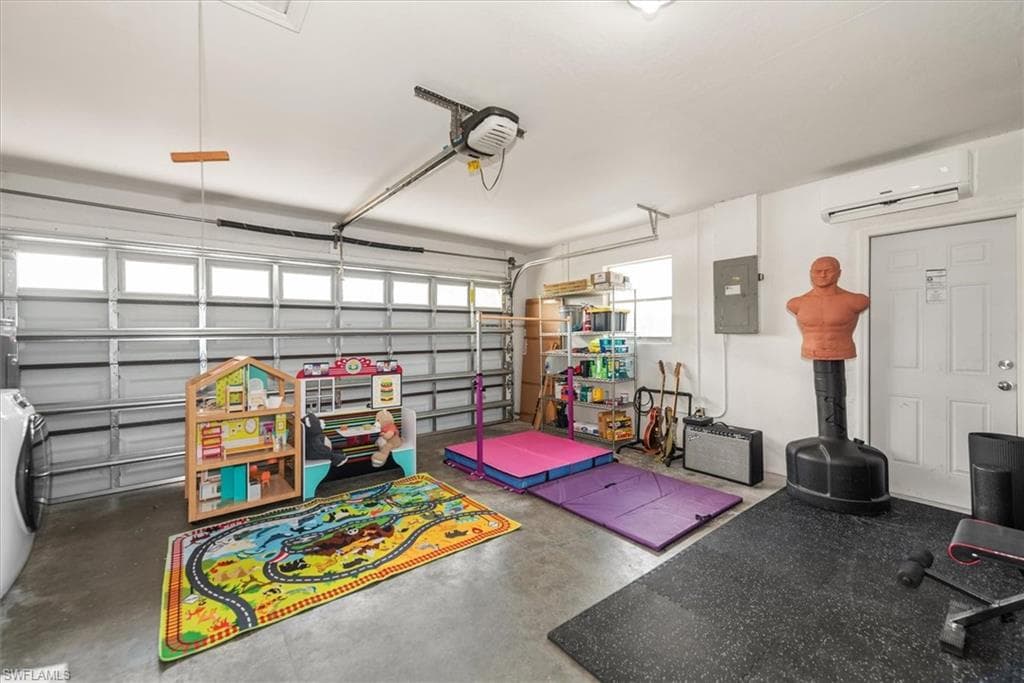 2431 N Westwood DR-26