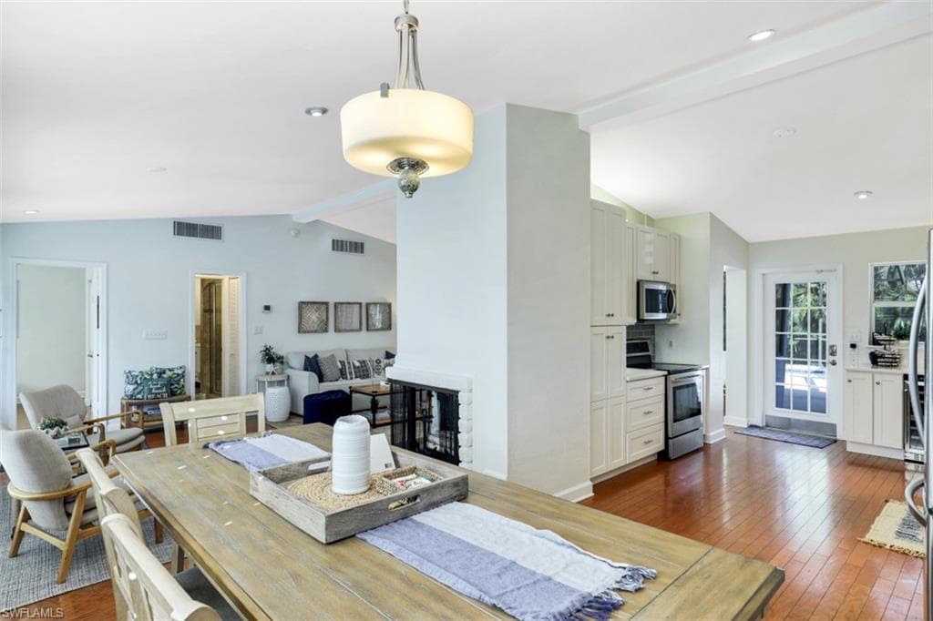 739 7th AVE N-15