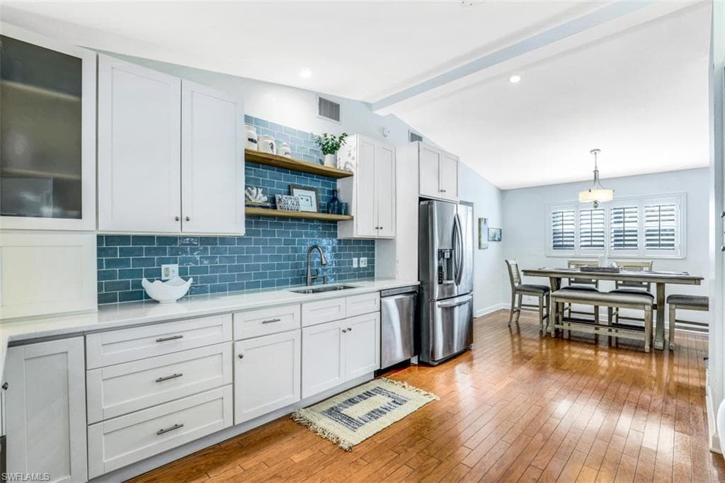 739 7th AVE N-11