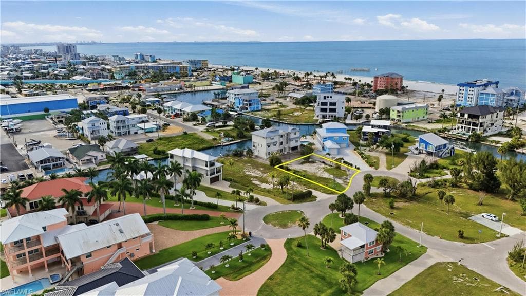 740 Matanzas CT-9