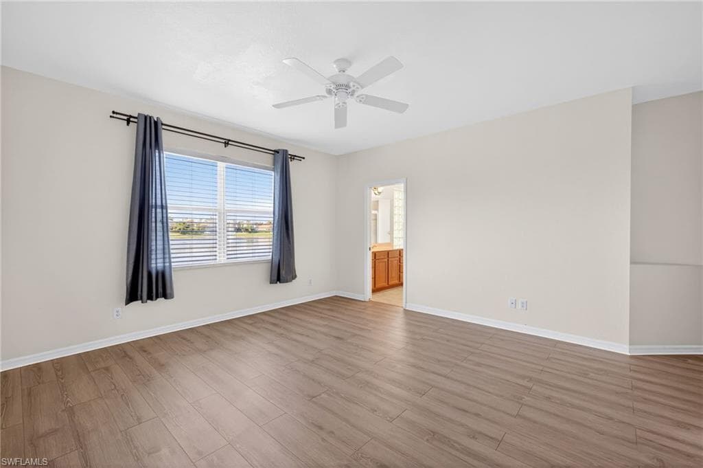8369 Sumner AVE-19