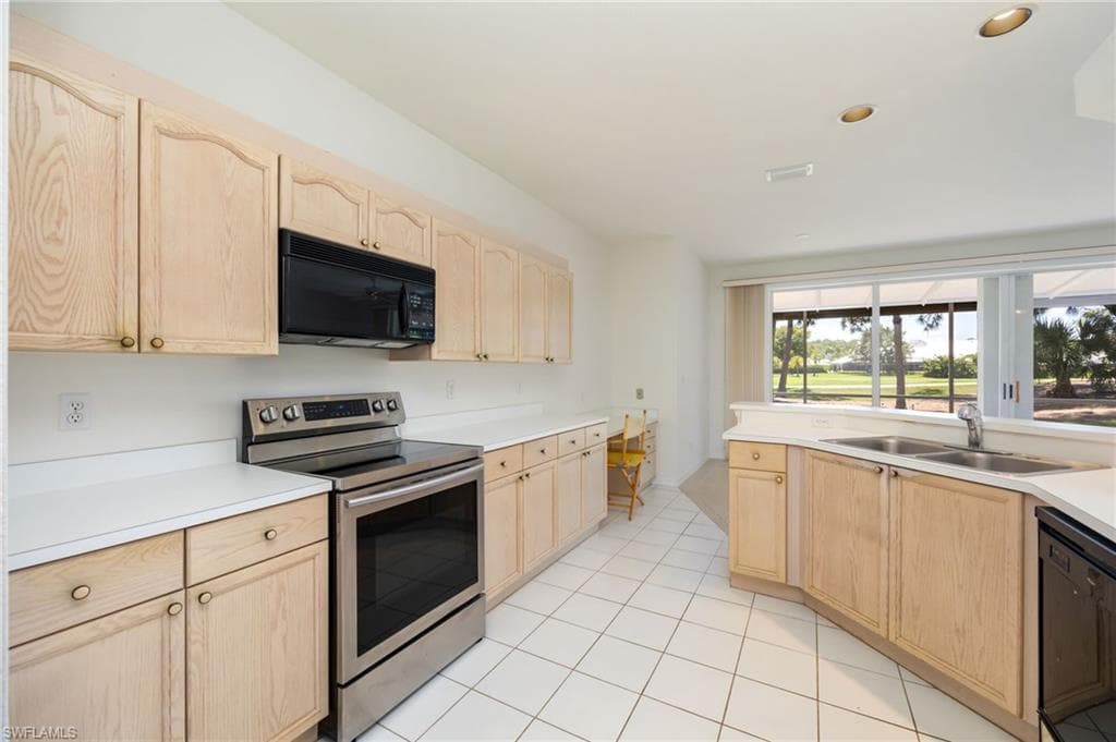 13100 Hamilton Harbour DR G12-8
