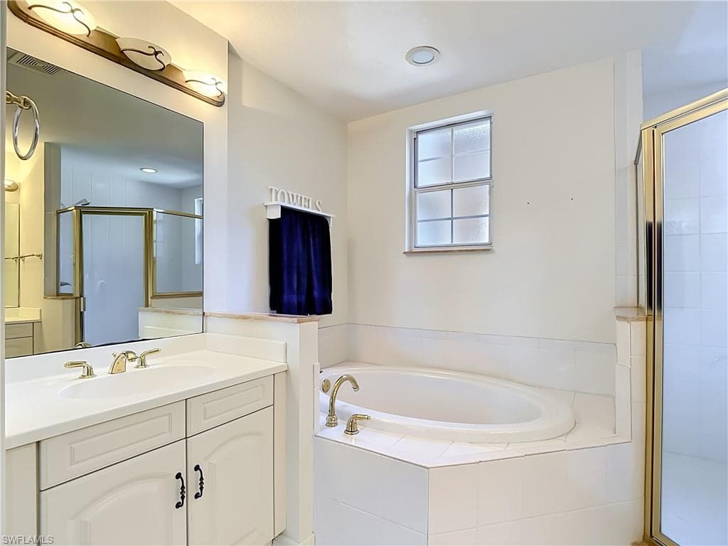 777 Regency Reserve CIR 4902-22
