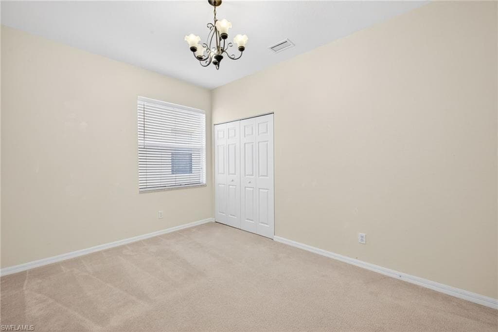 8369 Sumner AVE-26