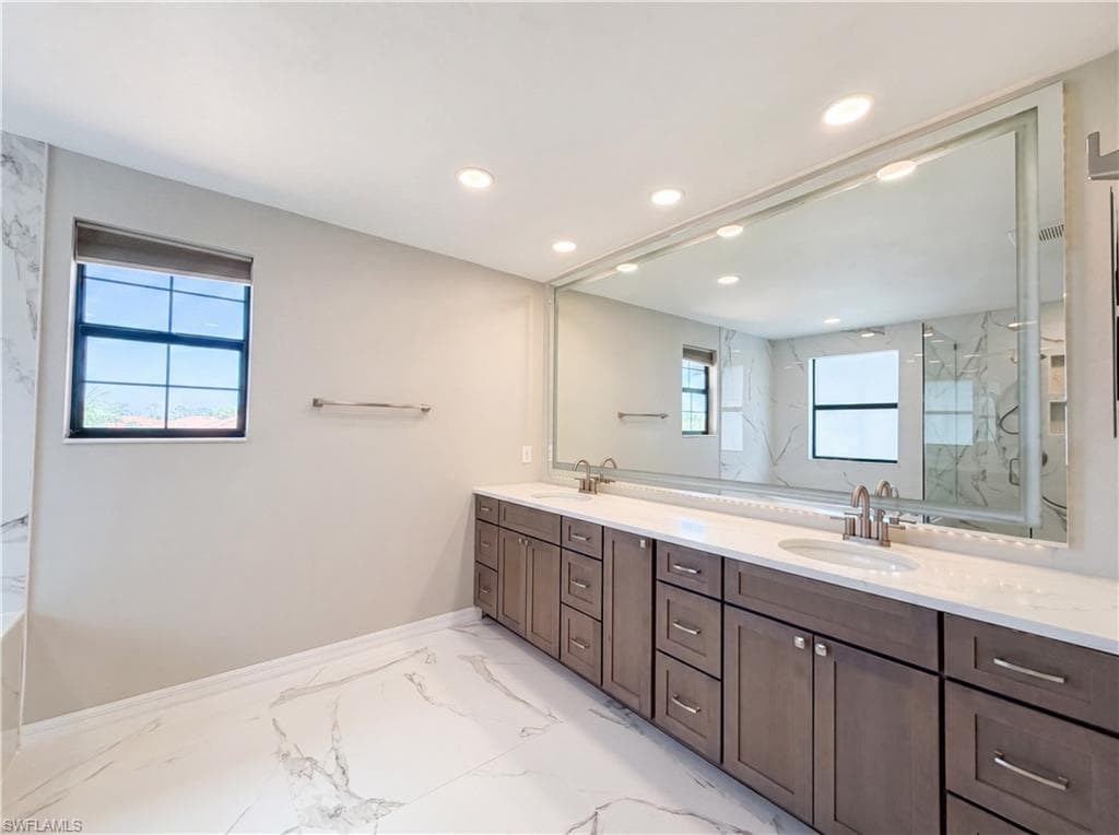 1588 Vizcaya LN-15