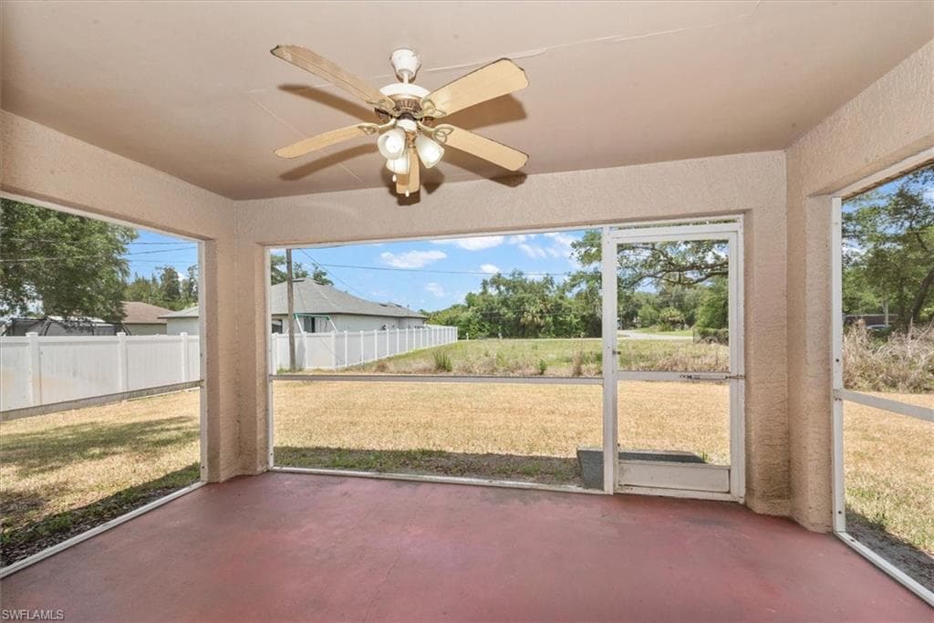 6211 Castlewood CIR-5