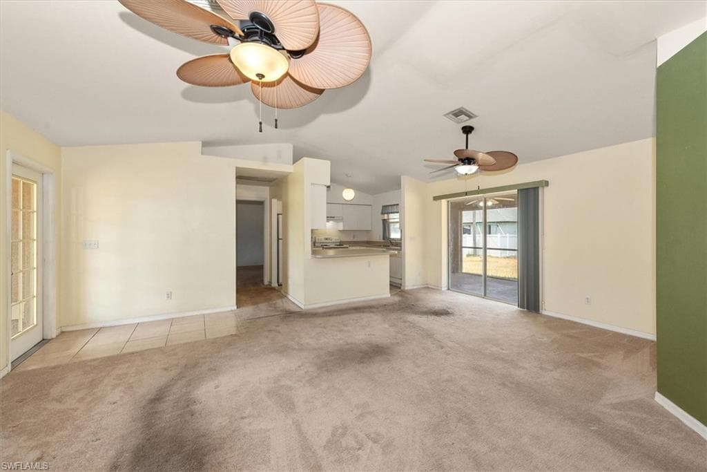 6211 Castlewood CIR-10