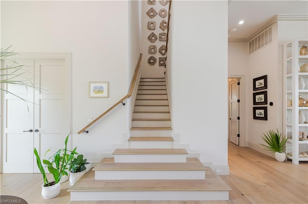 1247 Blue Hill Creek DR-22