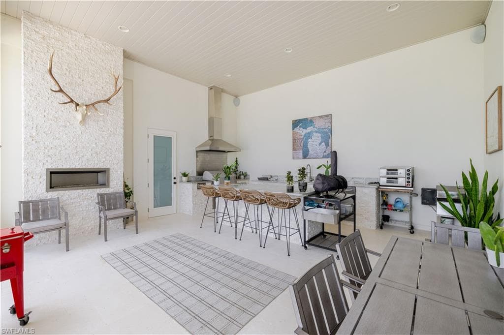 1247 Blue Hill Creek DR-41