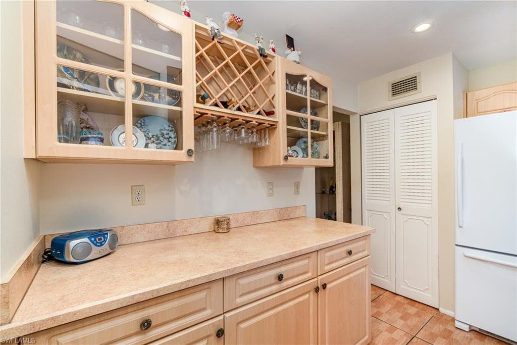 7151 Blanquilla CT-13