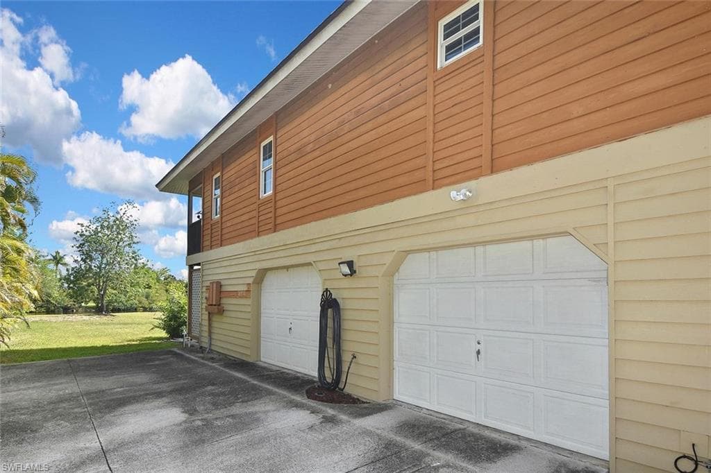 7226 Hendry Creek DR-38