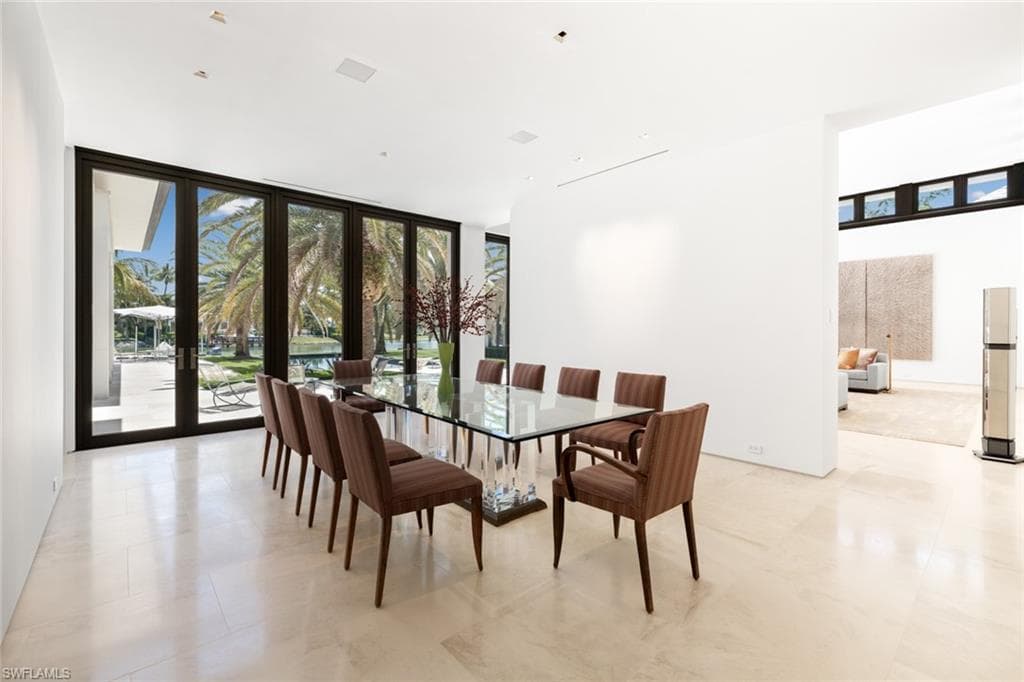 3655 Fort Charles DR-12