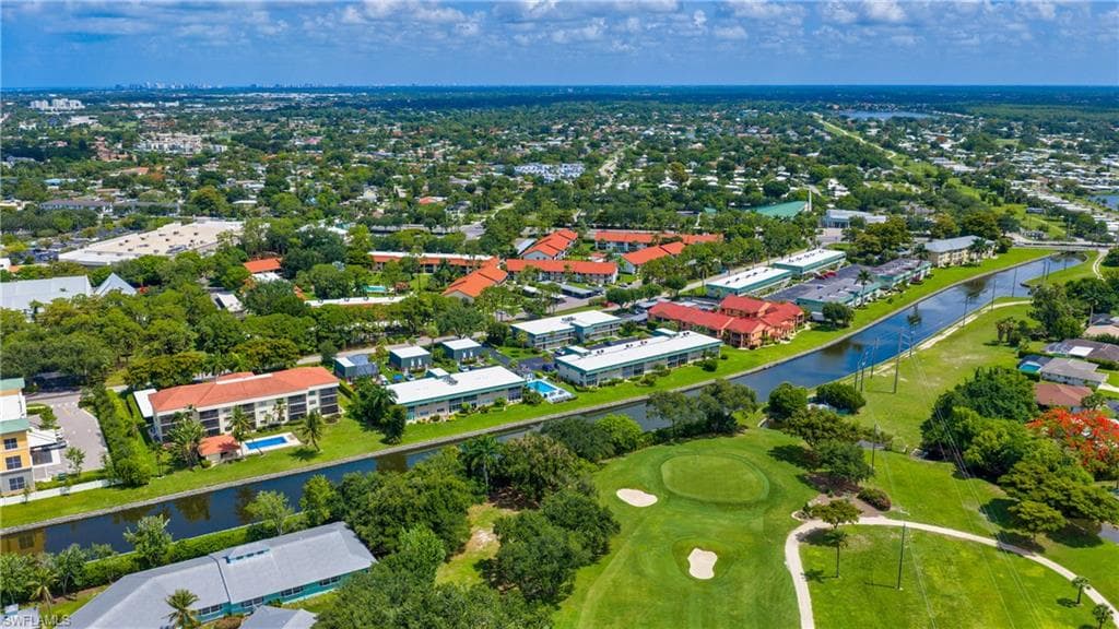 600 Valley Stream DR D3-2