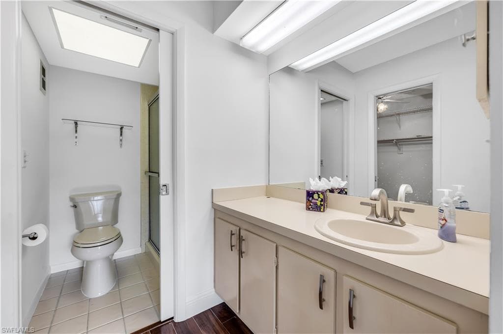 600 Valley Stream DR D3-13