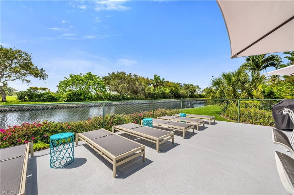 600 Valley Stream DR D3-4
