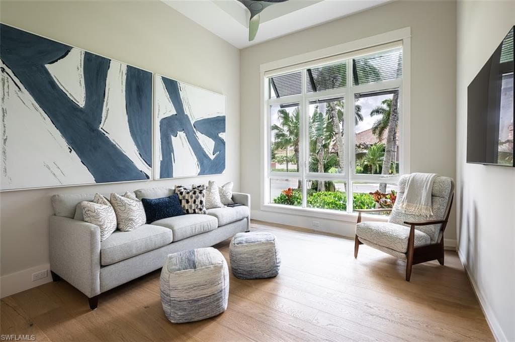 2100 SNOOK DR-23