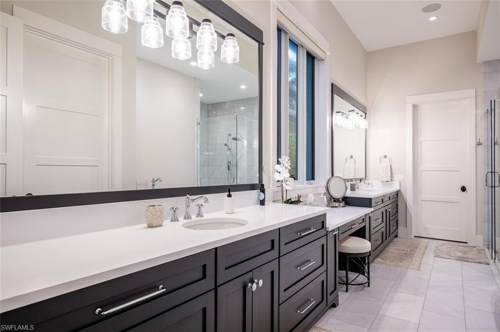 2100 SNOOK DR-27