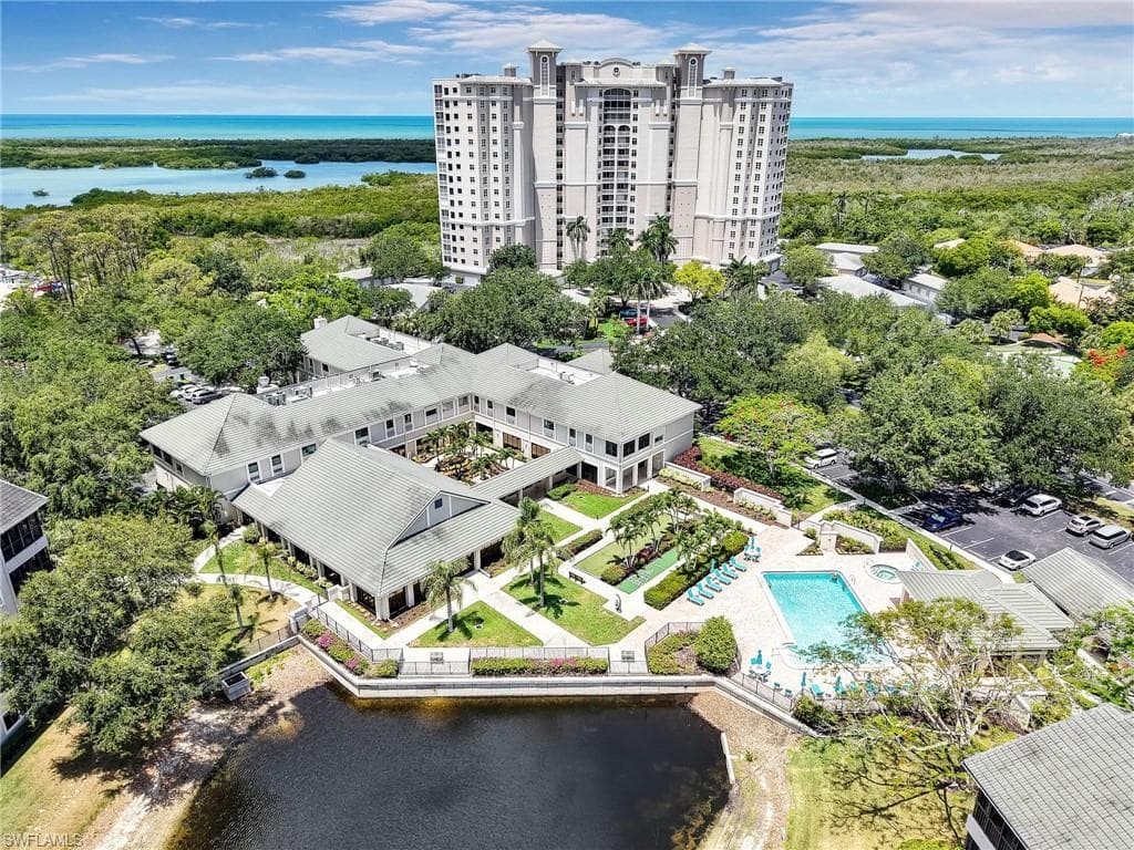 900 Arbor Lake DR 9-103-26