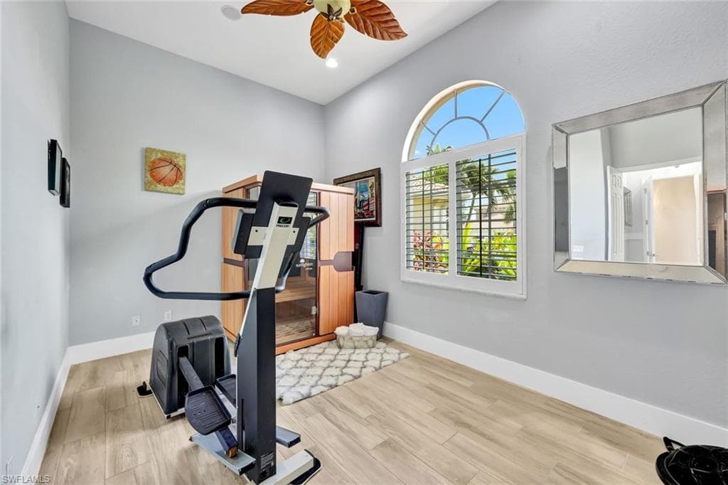 8910 Paseo De Valencia ST-27