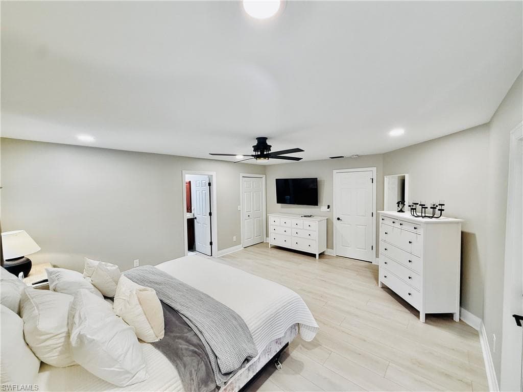 552 97th AVE N-23