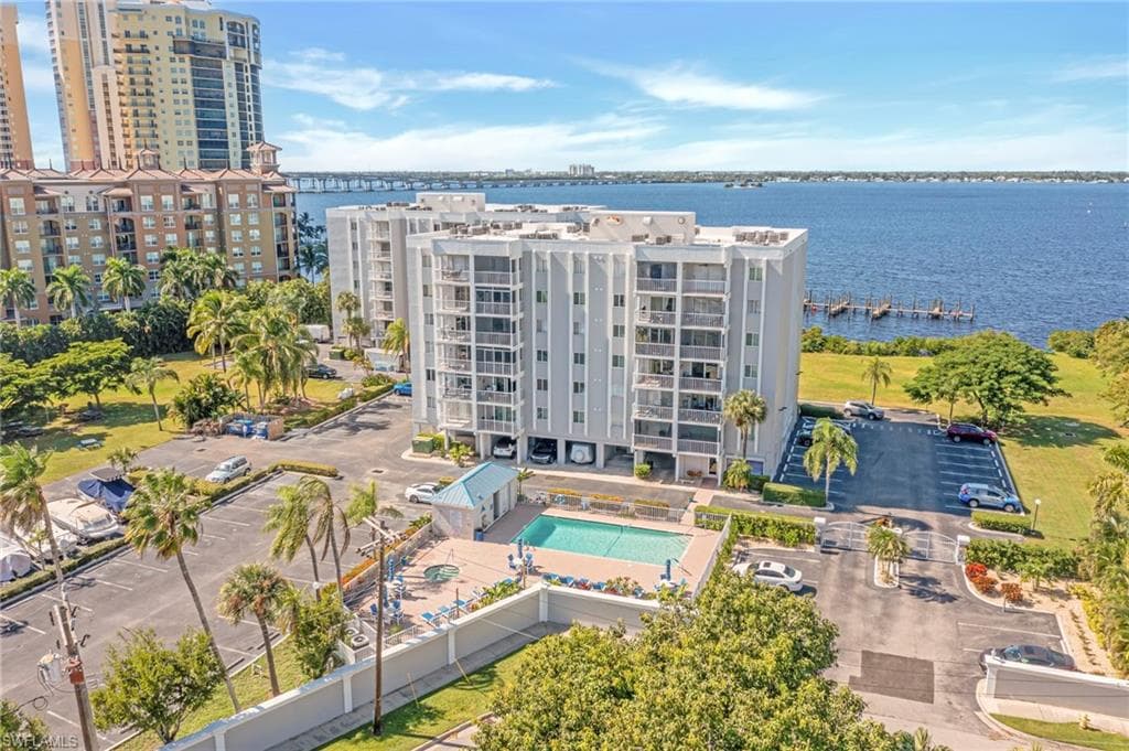 2875 Palm Beach BLVD 205-2