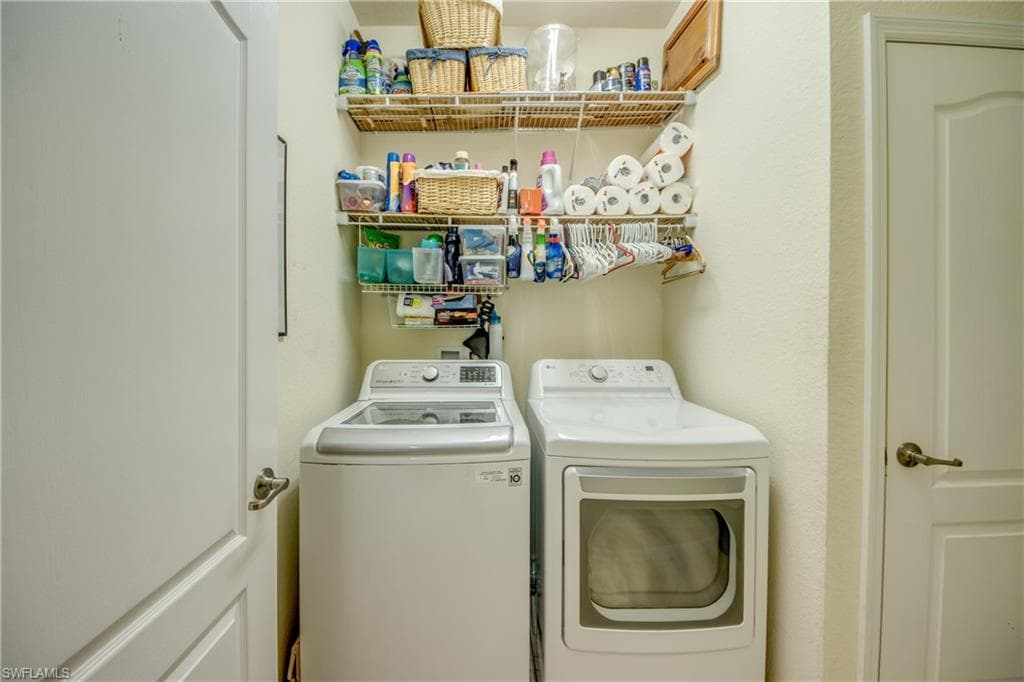 3613 Valle Santa CIR-32