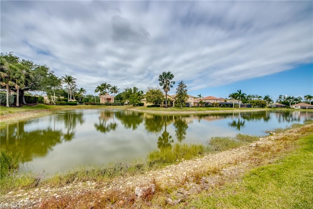 3613 Valle Santa CIR-34