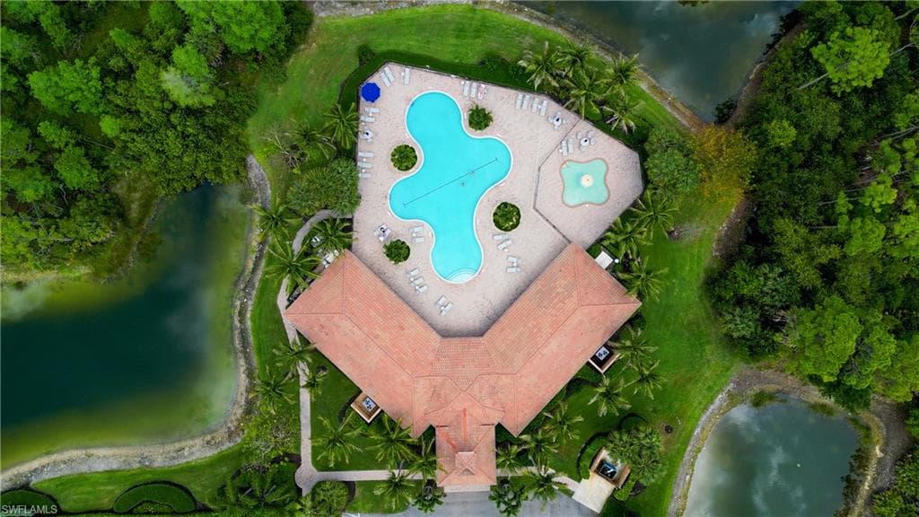 3613 Valle Santa CIR-40
