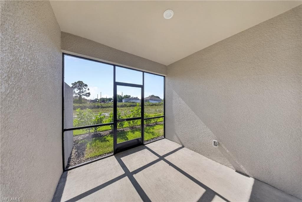 20559 Hazelnut CT S-19