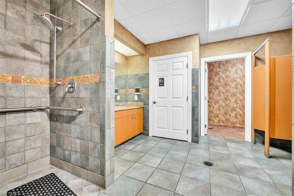 8331 Whiskey Preserve CIR 438-35
