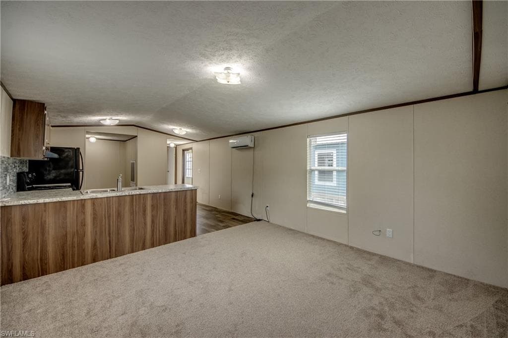 352 Sacramento ST-8