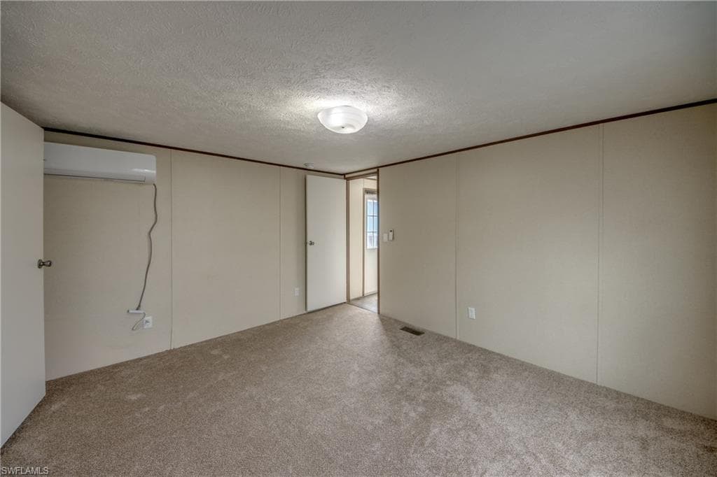 352 Sacramento ST-25